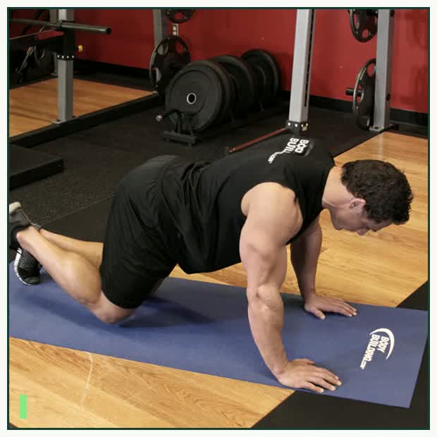 Glute Kickback demonstration