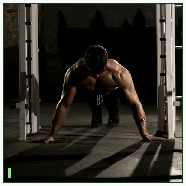Push-Up Wide demonstration