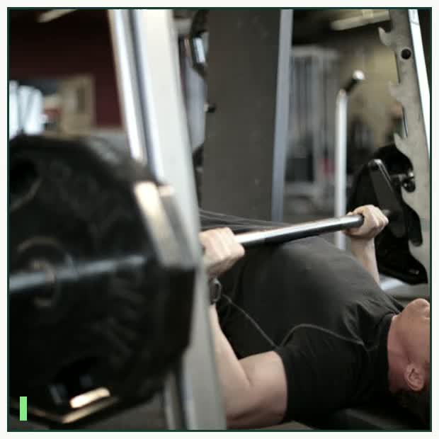Smith Machine Decline Press demonstration